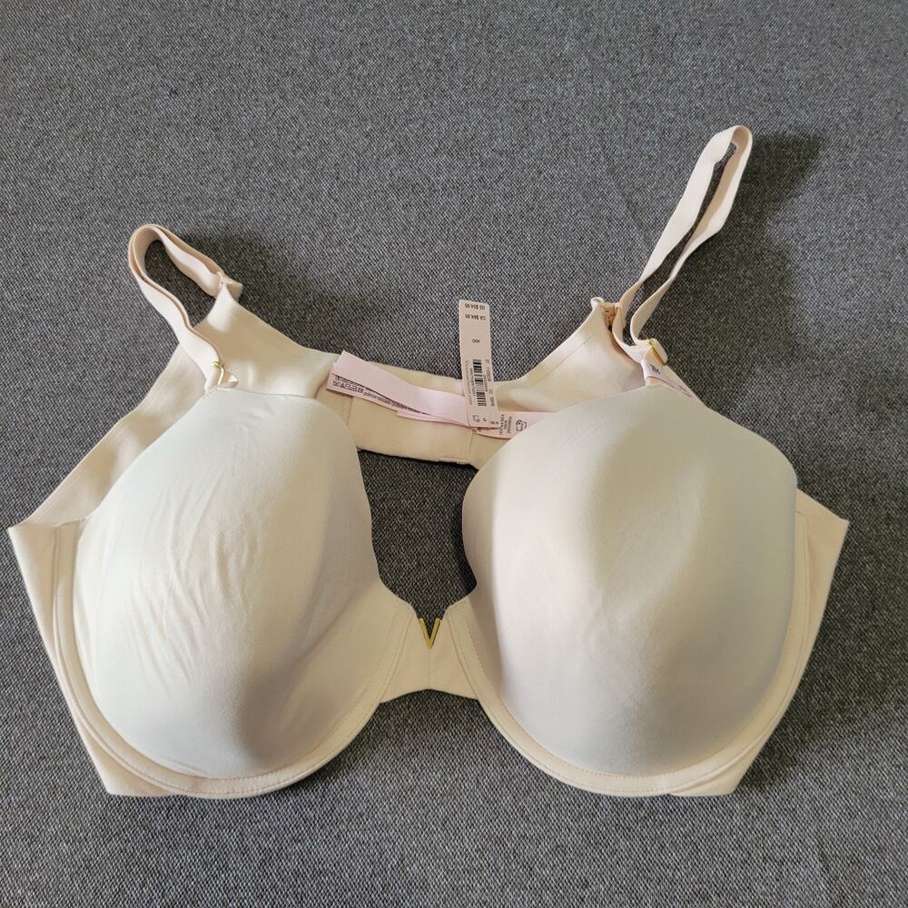 Victoria Secret 40D Tan Lighty Lined Perfect Coverage